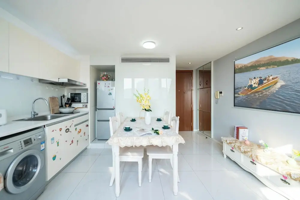 Shanghai Hills & Wanye Prime Stay