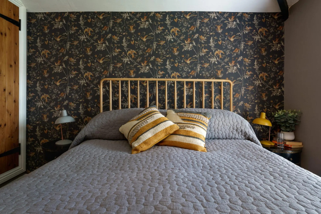 The Cottage - Characterful, coastal family home