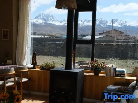 Yaoshan · Muxue Homestay (Tagong Grassland)