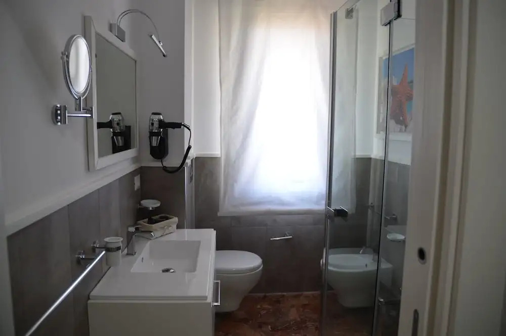 B&B Vanity