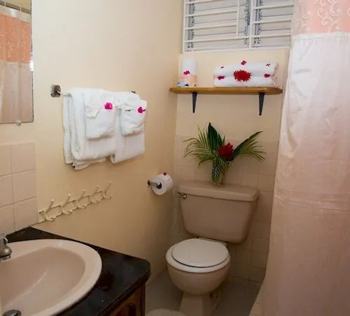 Beach House Villas and Hotel