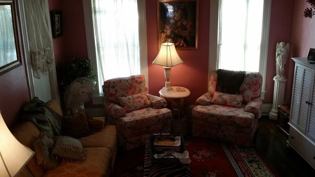 Swann Hotel Bed & Breakfast