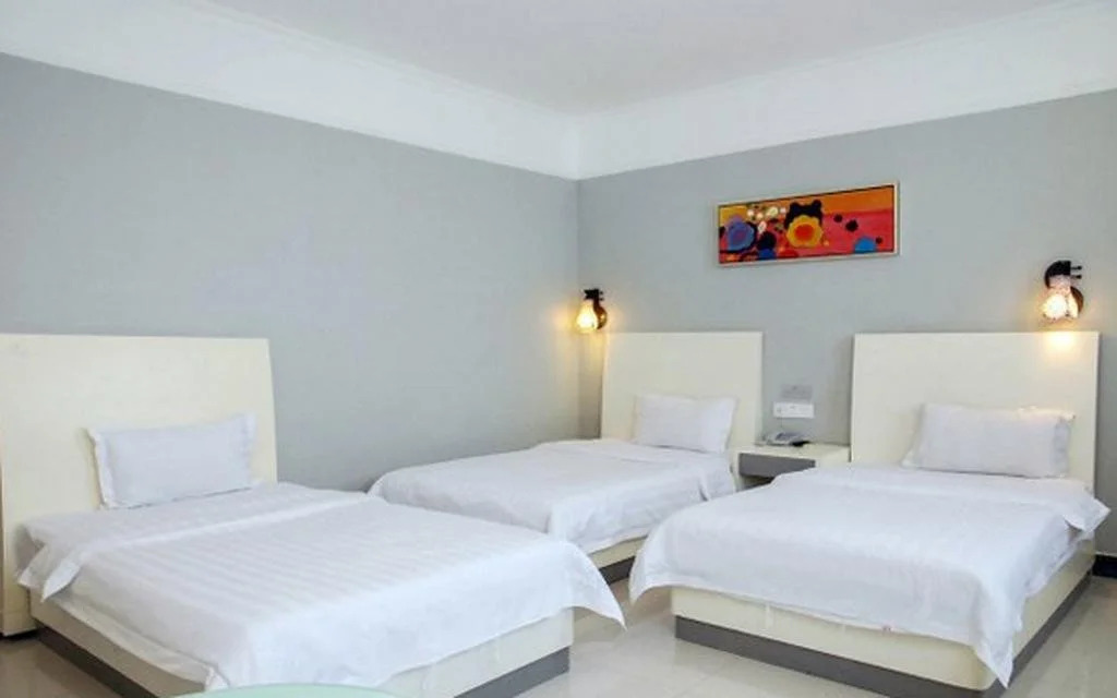 Junzilan Business Hostel(东莞君子兰商务酒店)