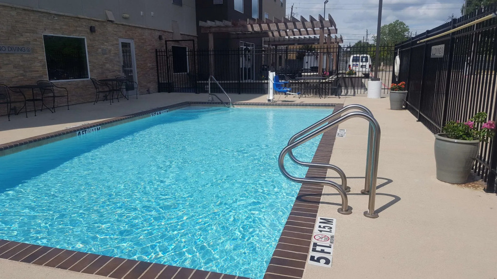 Garner Hotel Houston - Westheimer by IHG