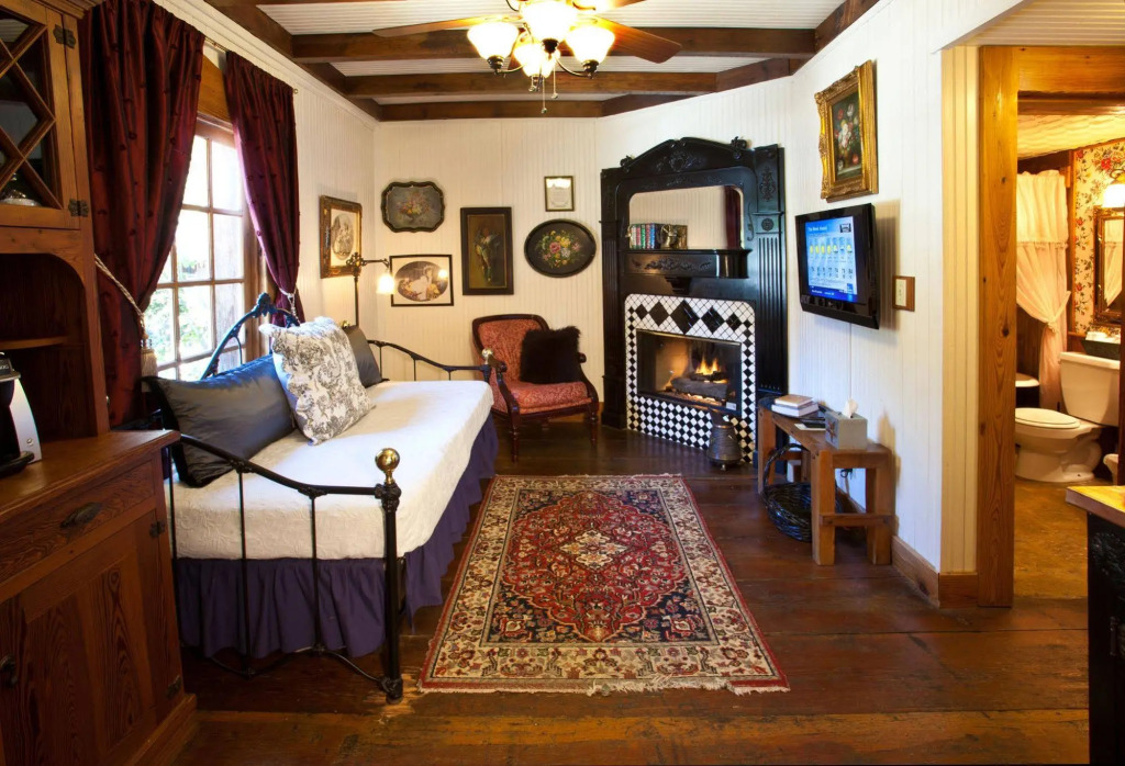 Gruene Mansion Inn Bed and Breakfast