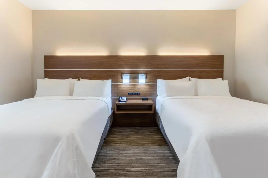 Holiday Inn Express & Suites Kearney by IHG