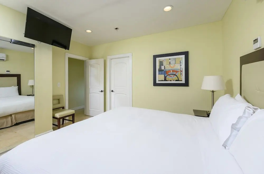 The S Of Las Olas Luxe Penthouse & Pool 2 Bedroom Hotel Room