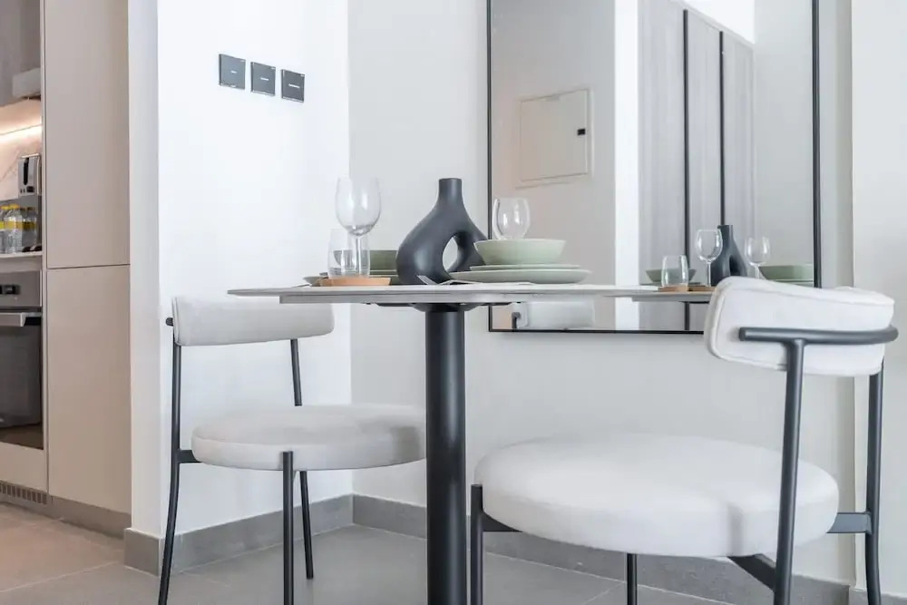 Chic Studio in Oxford Terraces With Pool Gym