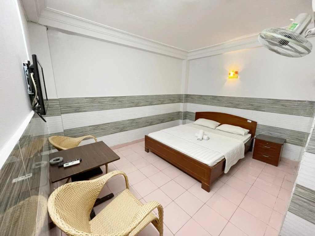 Huy Hoàng Hotel