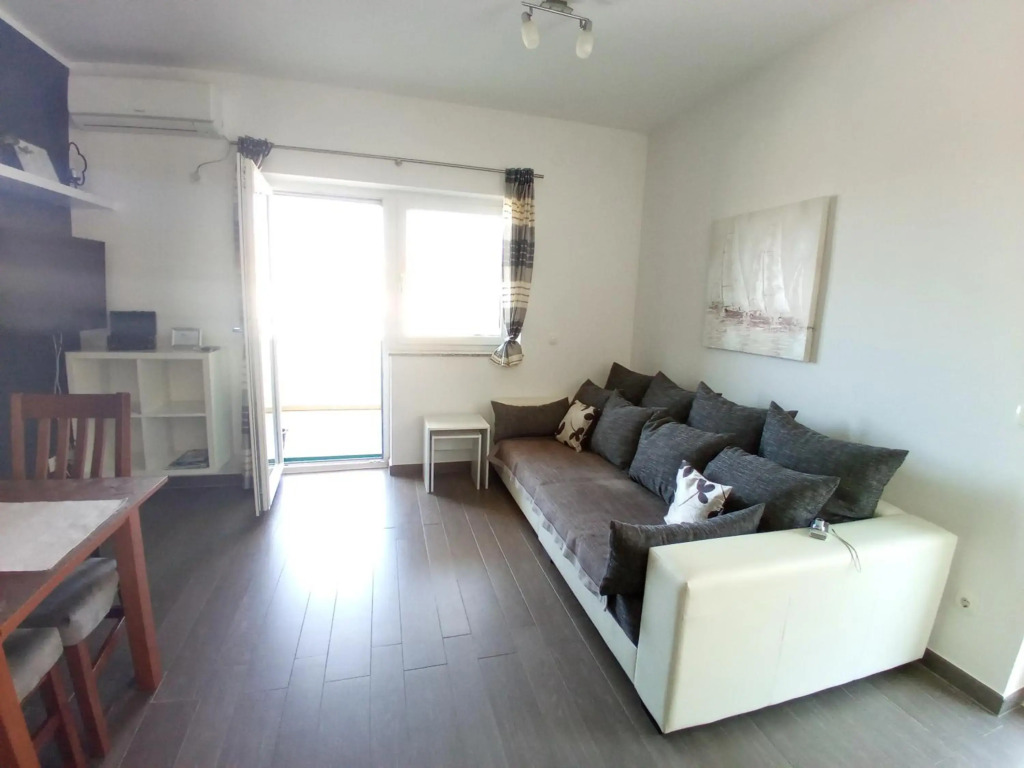Villa Luce Apartment House