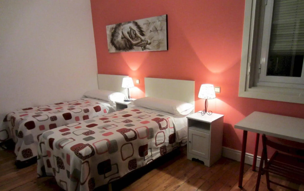 Hostal Bruña Paseo del Prado