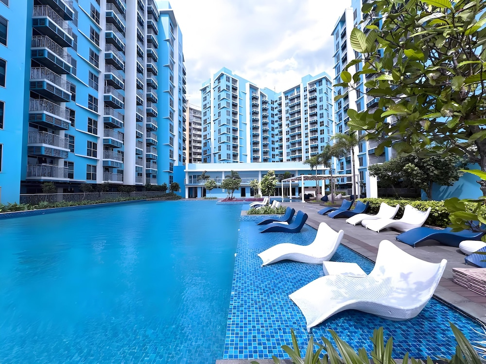 Deluxe Apartment Balcony with Seaview
