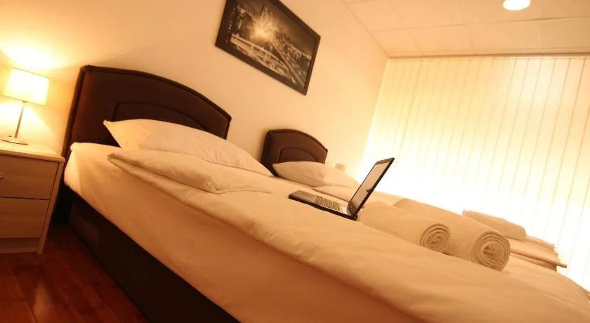 Rooms XXL