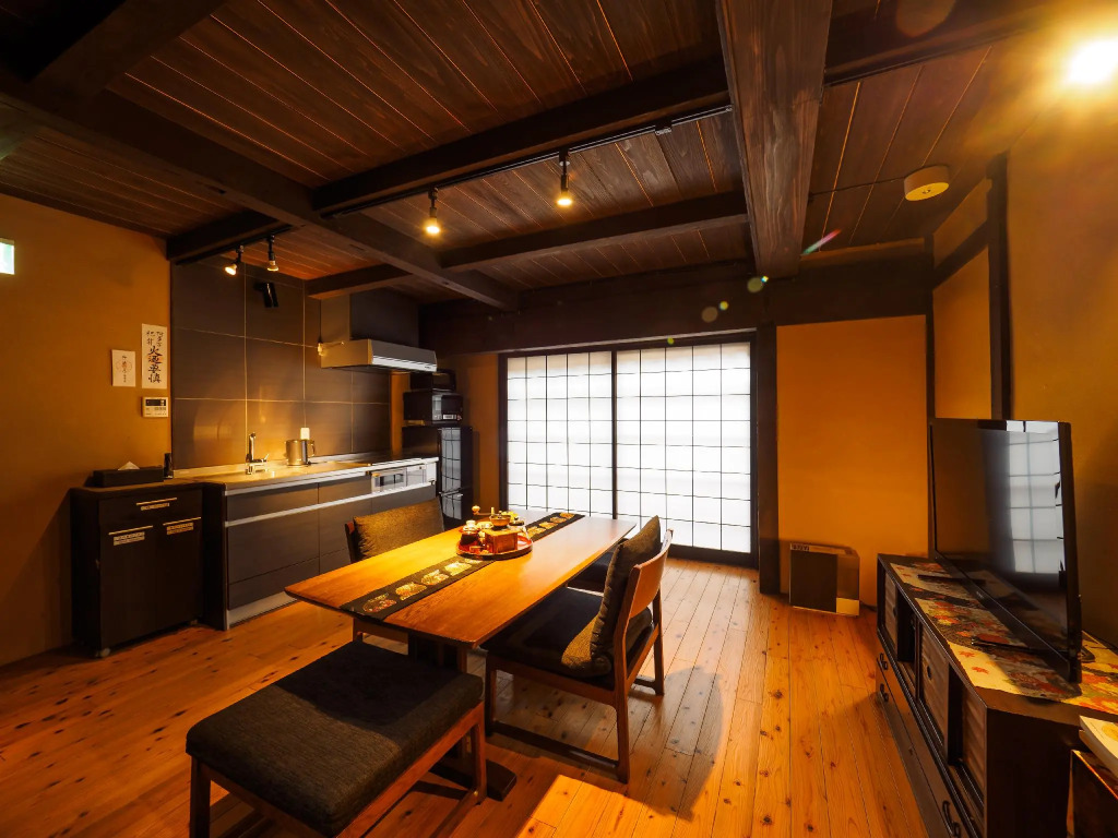 100 years old traditional Kyoto Machiya townhouse - Ks Villa
