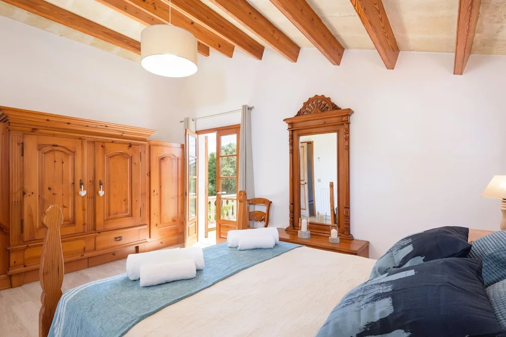 Villa Elena by Mauter Villas