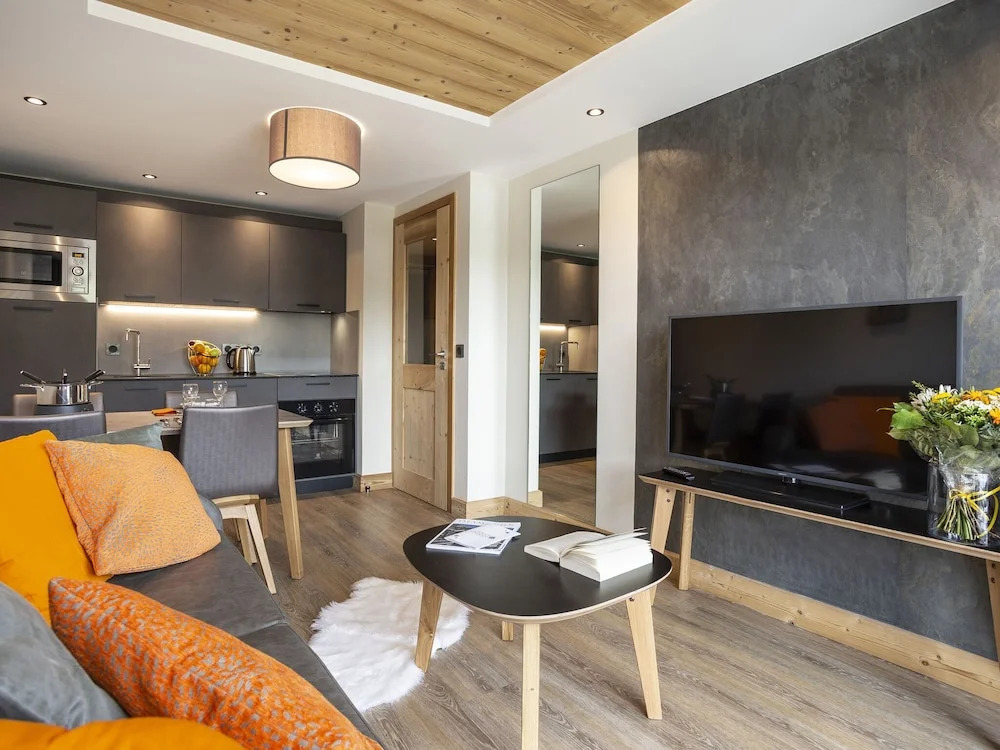 Stylish Apartment Near the Ski-slopes of L'alpe Dhuez