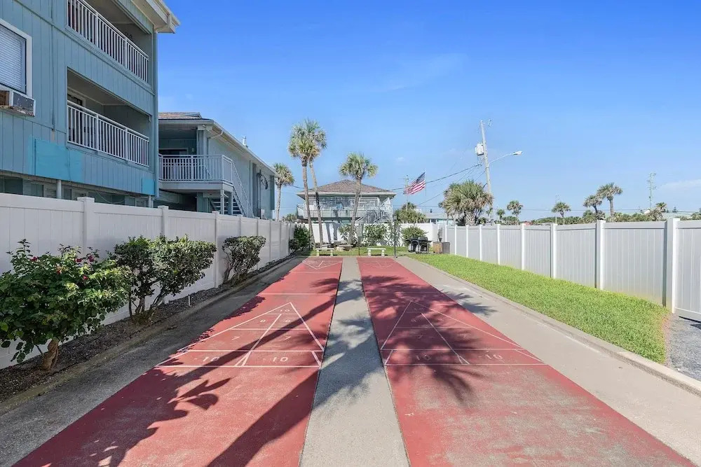Ponce de Leon Towers 207