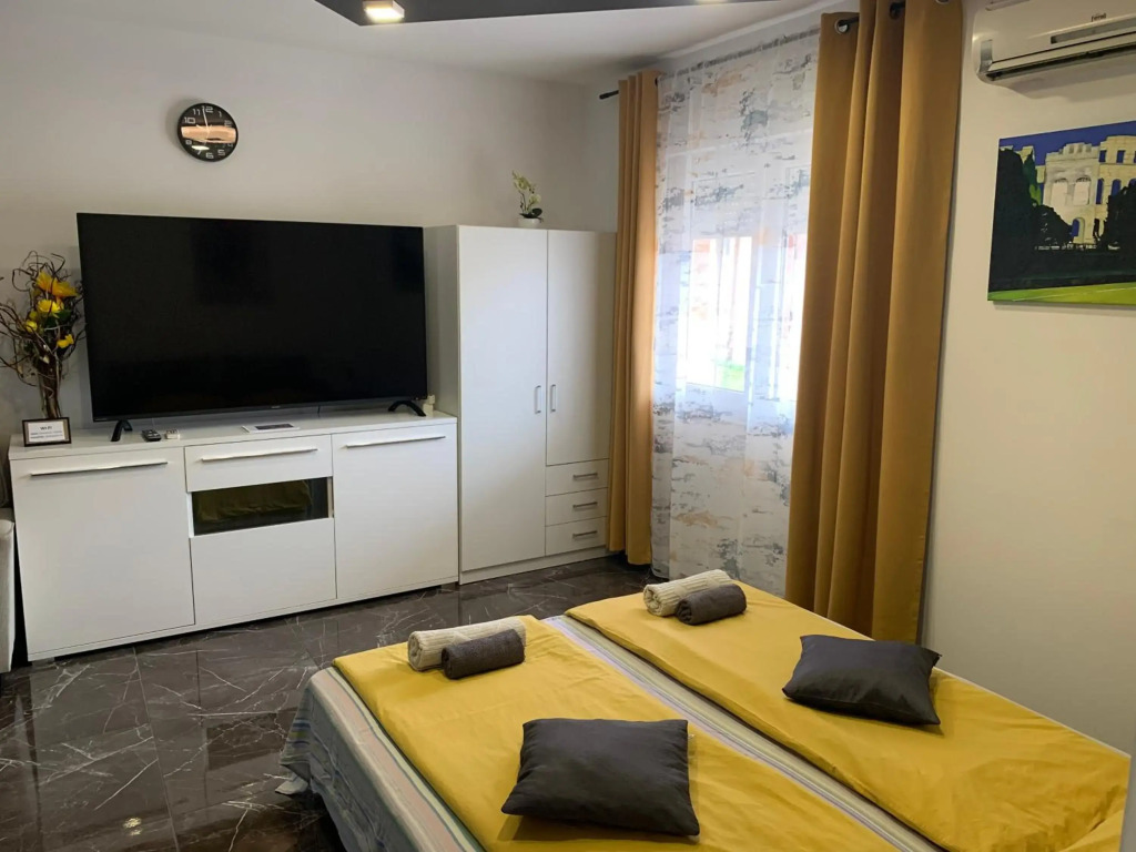 Studio apartman DAMA blizina amfiteatra i privatan parking