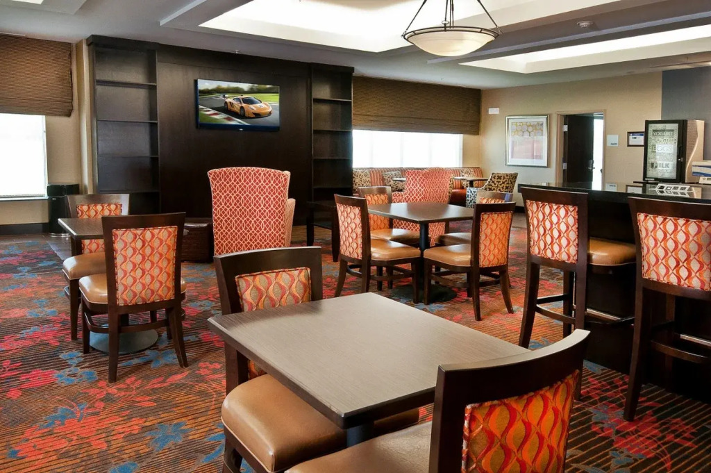 Holiday Inn Express Hotel and Suites Pearsall by IHG
