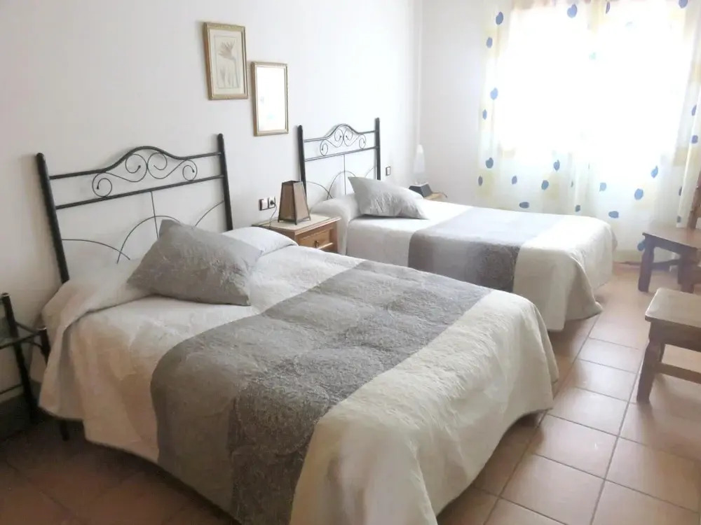 House With 3 Bedrooms in Sotoserrano, With Wonderful Mountain View, En