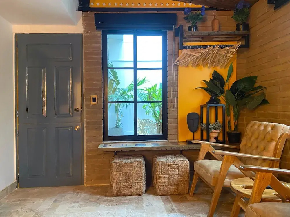 w Luxury House w Sleek Terrace in Cartagena