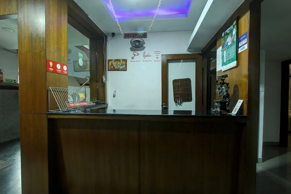 OYO 3837 Confido Inn