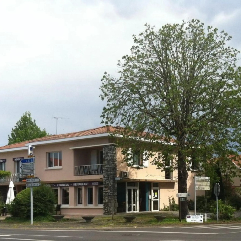 Hotel Bar Tabac Point Chaud LEcureuil