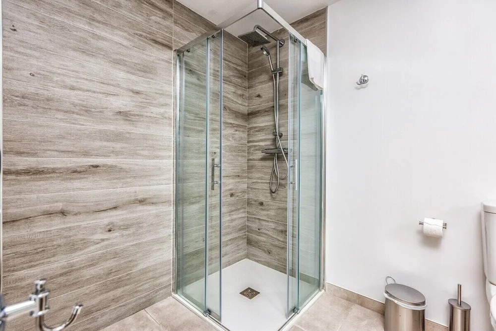 Sb3.11g - Modern & Well Connected 2 bed Apartment