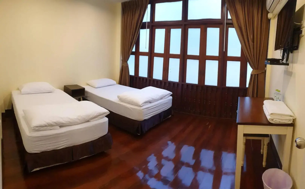 Papermoon Guesthouse