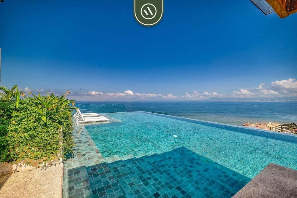 Luxury Studio in Romantic Zone - Infinity Pool