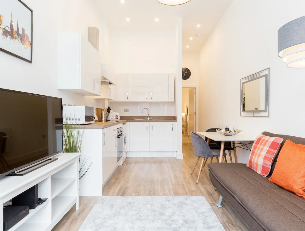Stylish Executive Apartment - Coventry City Centre