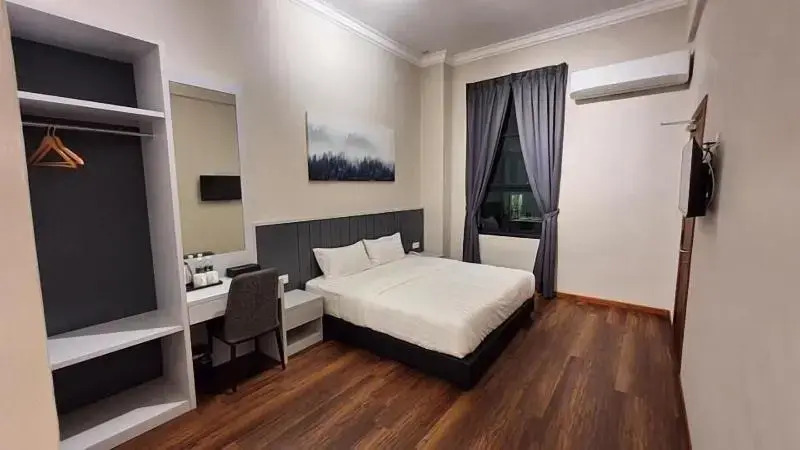 VISTA HOTEL