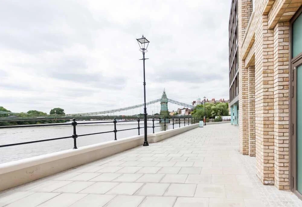 Luxurious Hammersmith Apartment