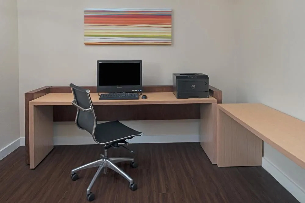Hawthorn Suites By Wyndham Omaha