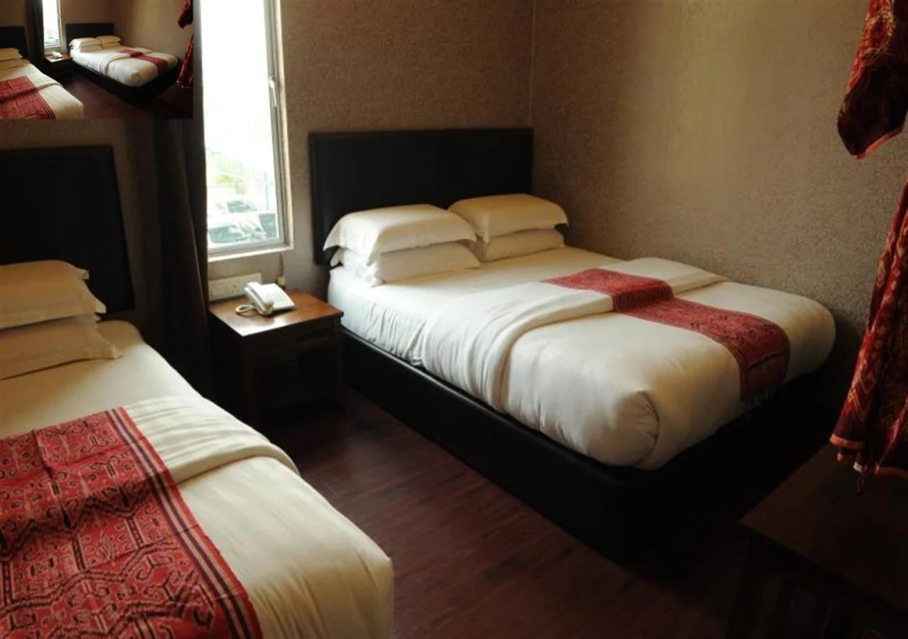 Sea Lion Firefly Concept Hotel Kuala Selangor