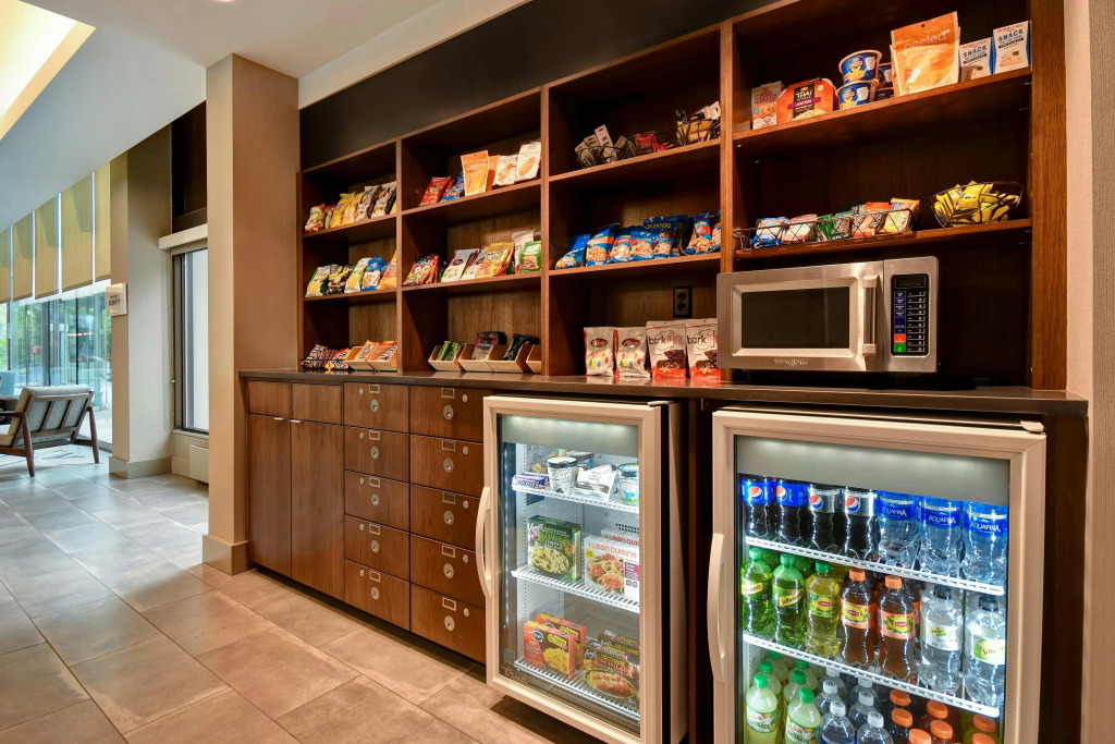 Four Points by Sheraton Boston Newton