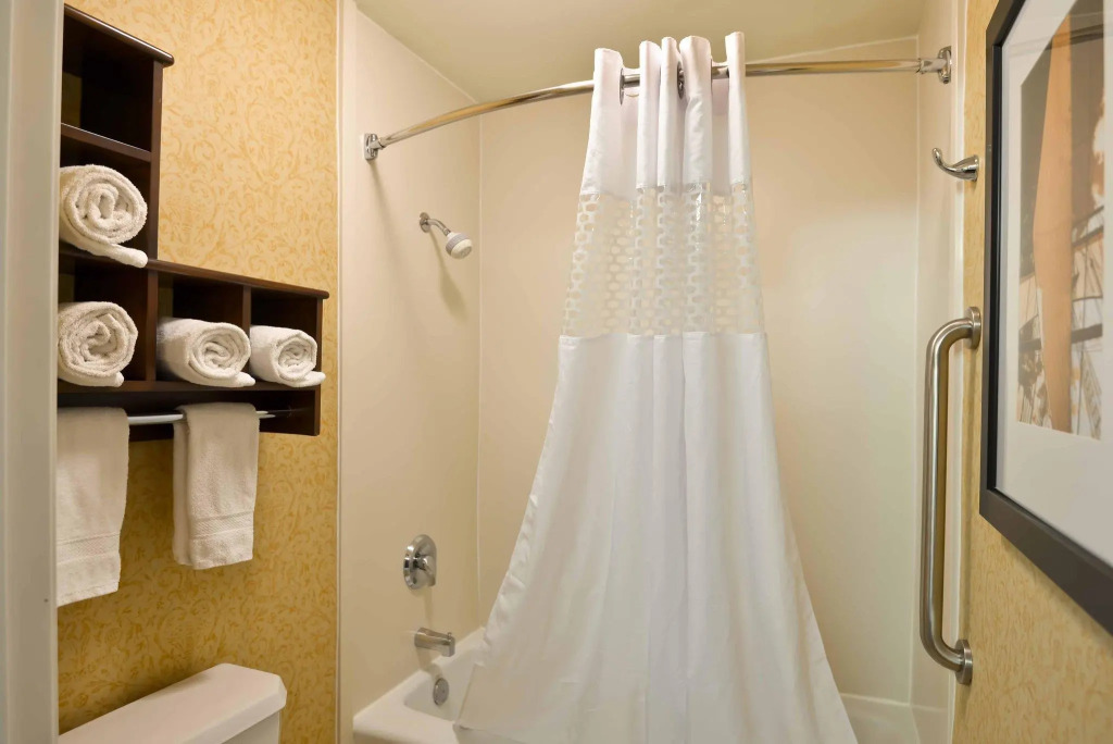 Hampton Inn & Suites San Clemente - Fully Renovated