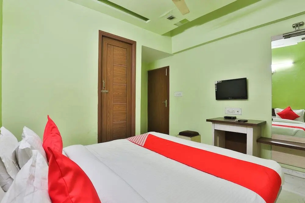 Triotel Hotels And Banquets Opc by OYO Rooms
