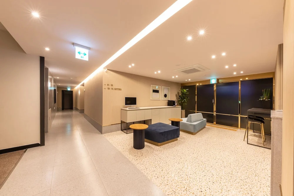 Browndot Hotel