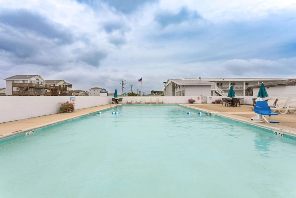 Days Inn by Wyndham Kill Devil Hills Oceanfront - Wilbur
