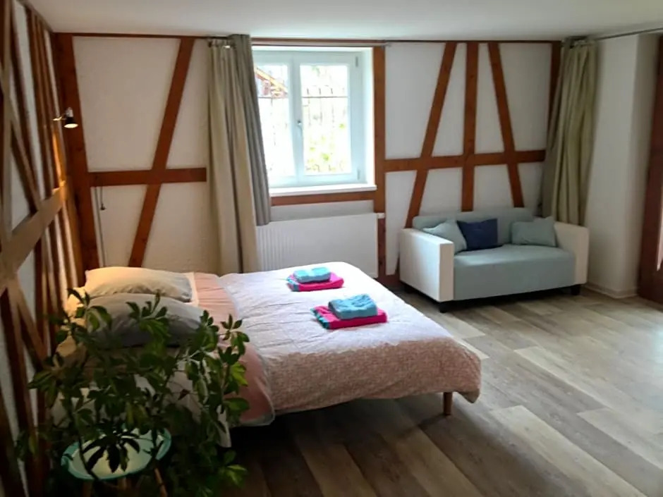 Au numéro 6 "chez lhabitant"