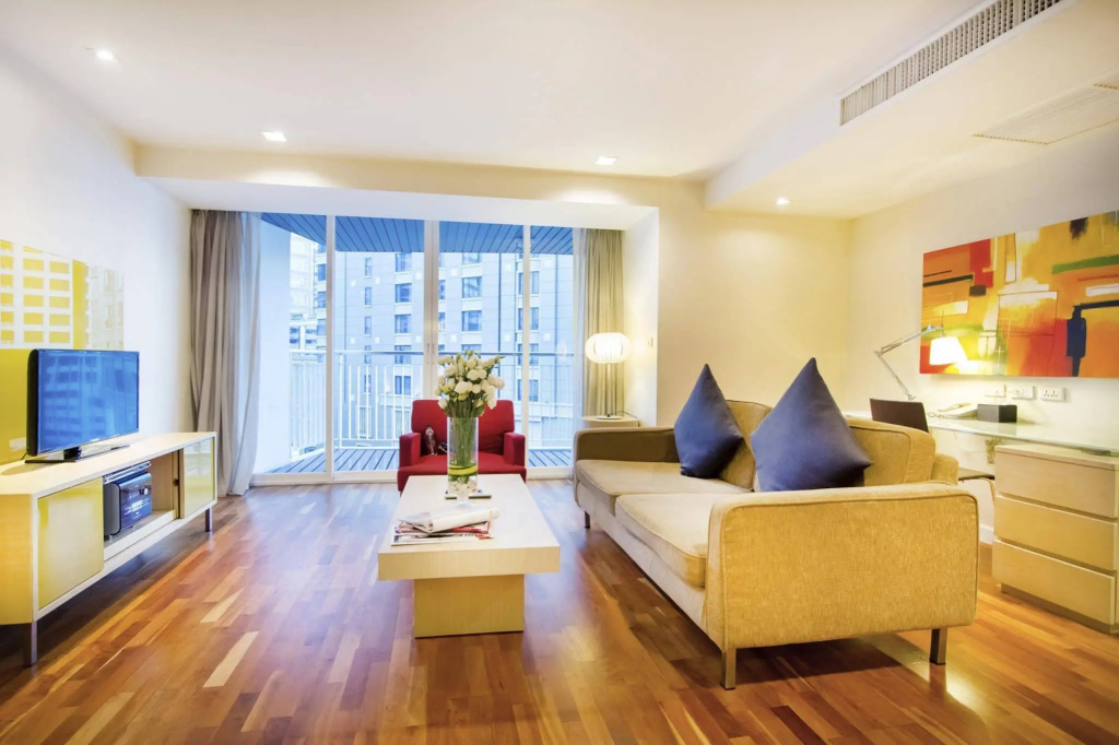 Urbana Langsuan Hotel
