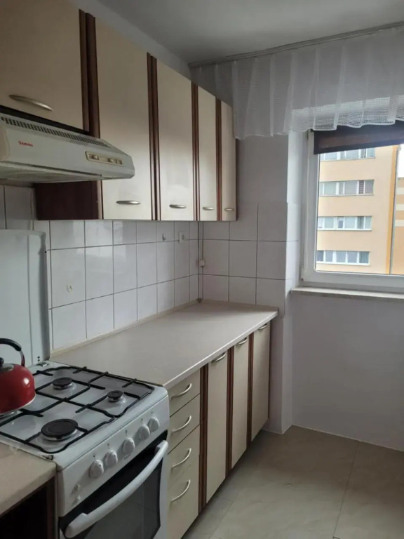 1 pokoj z 2 , kuchnia , lazienka