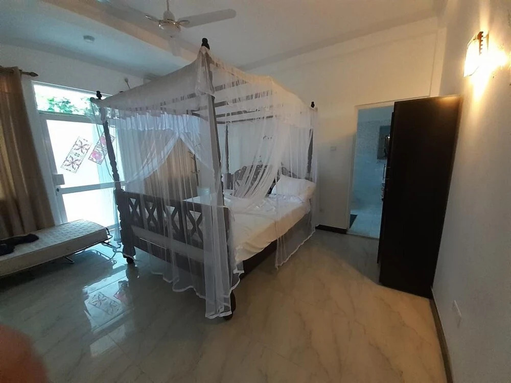 Privet Villa Lion Place in Waligama has 10 Beds Rooms With one Family Rooms