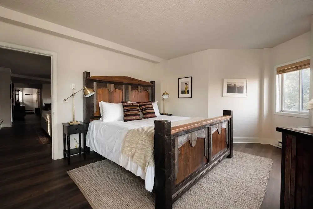 Rocker by Avantstay Gorgeous Ski-in Ski-out Cabin in Heart of Breck