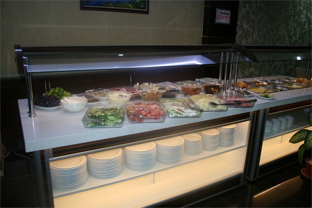 Ugur Hotel