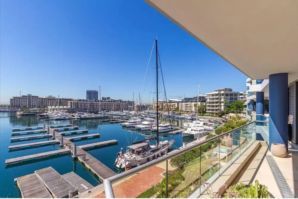 The Marina Family Penthouse - 704