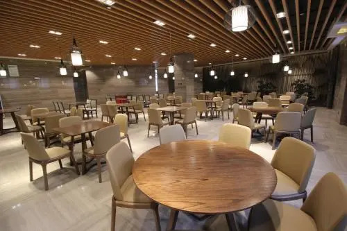 Zhangye Diamond Hotel