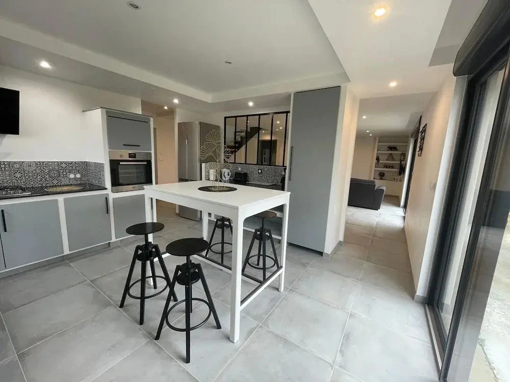 Premium Holiday Home Close to the Coast
