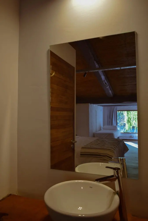 La Misión Guest House